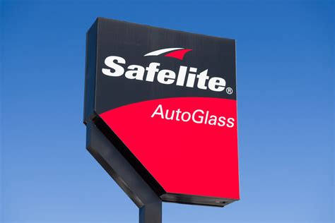 safelite glass|who makes safelite auto glass.